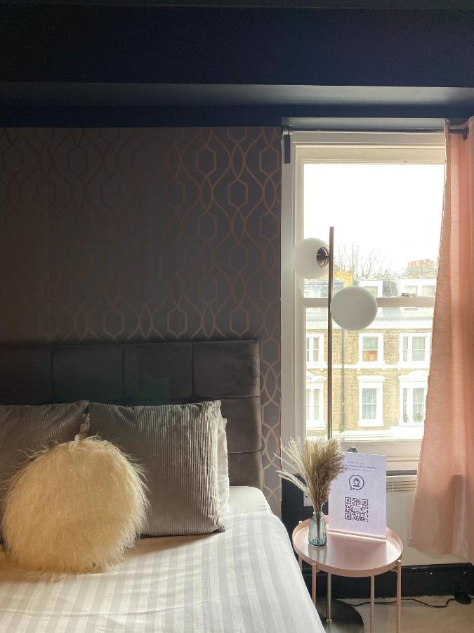 Апартаменты Holland Road